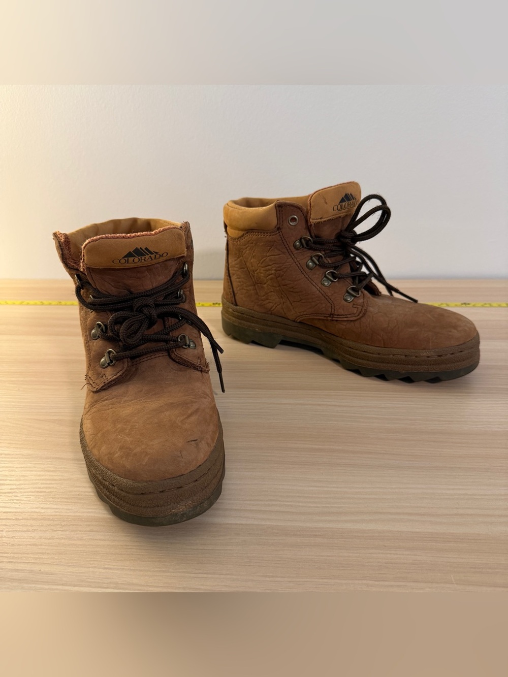 VTG Colorado Brown Leather Hiking Boots Women 8 / Men 6.5 Outdoors Gorpcore 90s